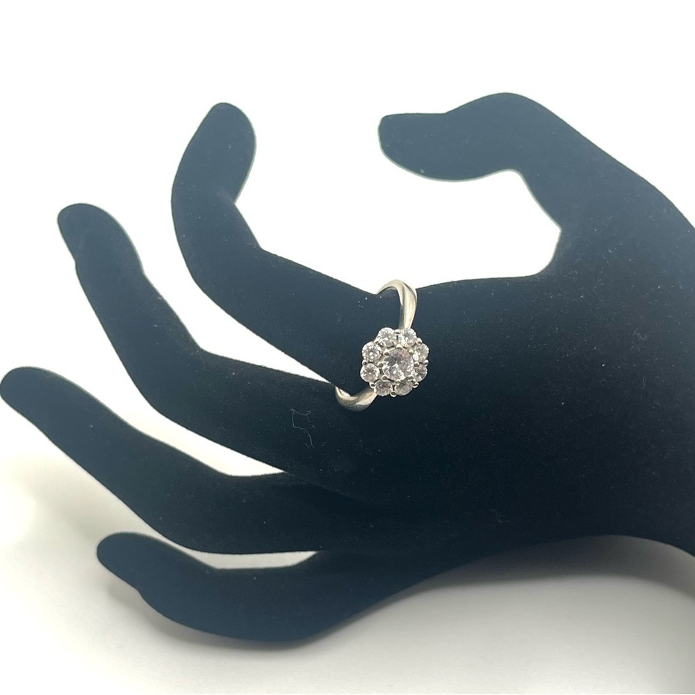 sterling silver cz cluster ring size 10 floral halo sparkle